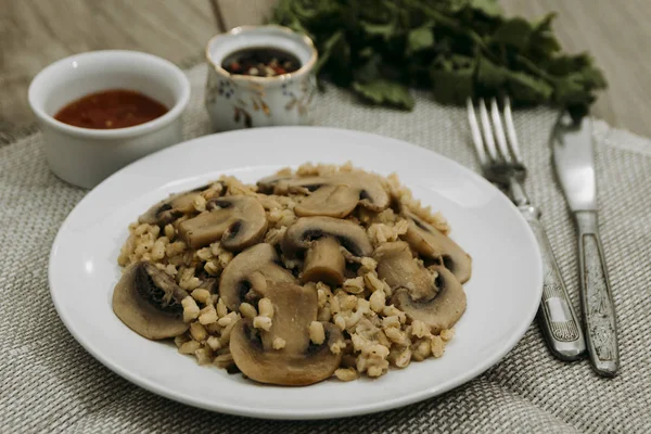 mantarlı arpa yulaf lapası