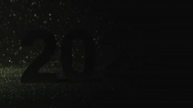 Altın parıltı lı 2020 sayısına taşınan ışık , yeni yıl konsepti, 2020 kutlama geri sayım, eve. Yakın çekim. 