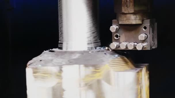 Marógép Vágás Minta Részét Esztergagépek Akcióban Egy Fémblank Esztergagép Megmunkáló — Stock videók