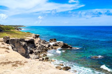Karayip denizi. Mavi gökyüzü. Isla mujeres Meksika