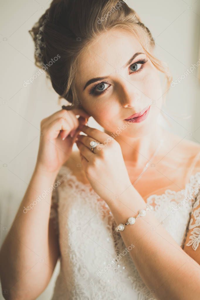olegparylyak.gmail.com
