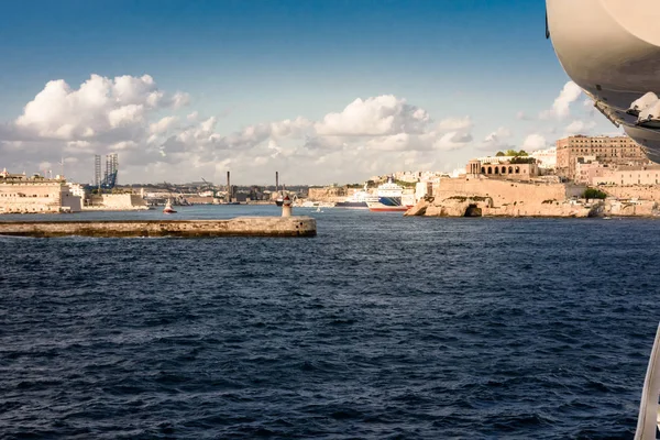 la valletta limanının görünümü, gemiden malta