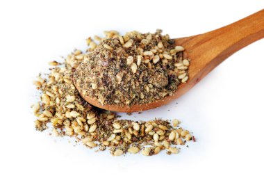Za'atar (zatar), Orta Doğu baharat karışımı beyaz arka plan üzerinde izole