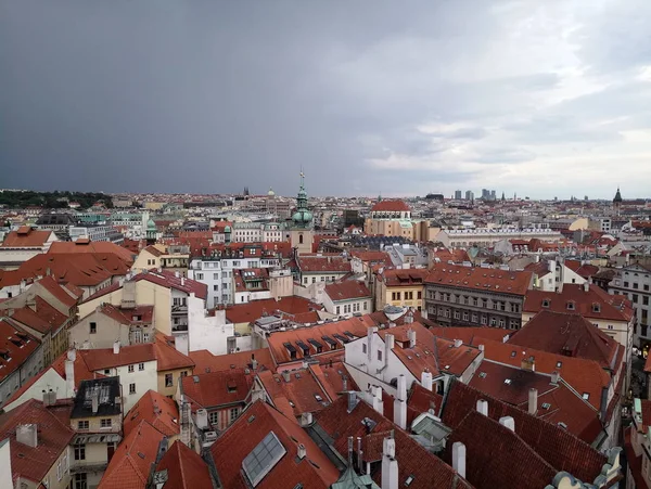 Вид с высоты центральной площади Праги — стоковое фото