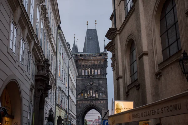 Antigua calle de la ciudad de prague en la República Checa — Foto de Stock