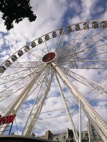 Ferris wheel in paris in the park near the Louvre — Stock Photo, Image