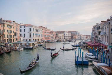 Grand canal Venedik ve eski binalar