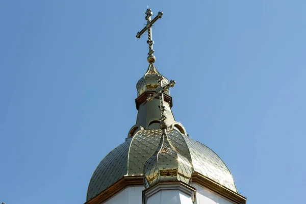 Золоті Куполи Церкви Тлі Блакитного Неба — стокове фото