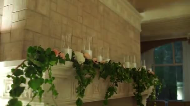 Candele Sul Muro Ristorante Come Arredamento — Video Stock