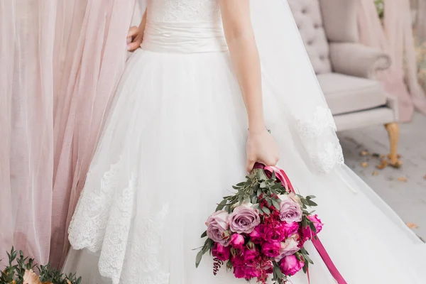 Bride Holding Wedding Bouquet Dress — Stock Photo, Image