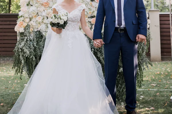 Gelin Damat Düğün Töreninde — Stok fotoğraf