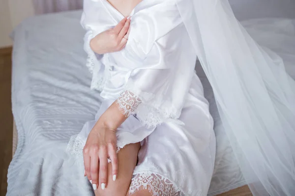 Sposa Peignoir Mattino Camera — Foto Stock