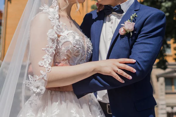 Groom Bride Together Summer Park — Stock Photo, Image