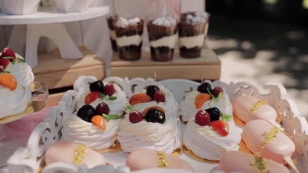 Конфеты Вечеринке Тортами Сладостями — стоковое видео