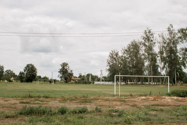 Velké Fotbalové Hřiště Létě — Stock fotografie