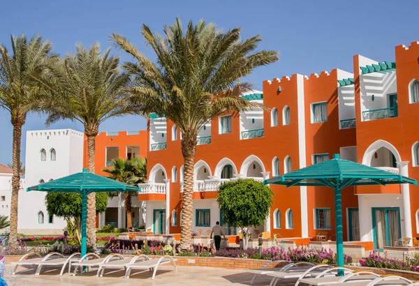 Arab Buildings Palm Trees Hotel — Stock Photo, Image