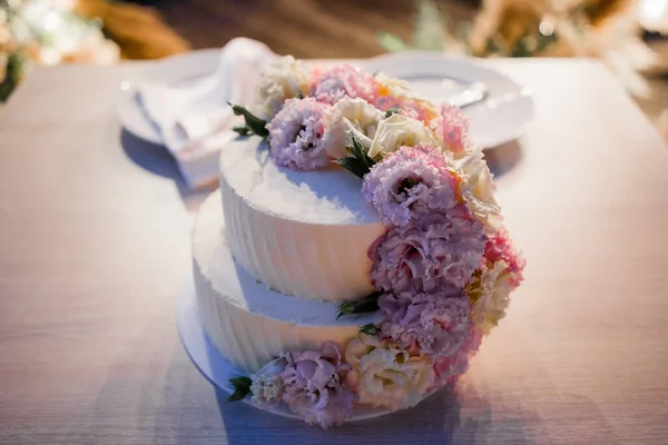 Wedding Cake Arch Evening — Stock Photo, Image