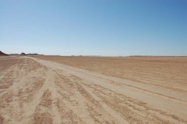 Afrika 'daki Sahara Çölü' nde kum tepeleri