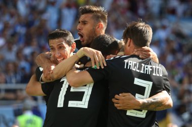 16.06.2018. Moskova, Rusya: Aguero gol puan ve Arjantin v İzlanda Moscow Spartak Stadyumu arasında FIFA Dünya Kupası Rusya 2018, D grubu, futbol maçı maç kutluyor.