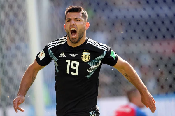 16.06.2018. Moskova, Rusya: Sergio Aguero futbol gol ve Arjantin v İzlanda Moscow Spartak Stadyumu arasında FIFA Dünya Kupası Rusya 2018, D grubu, futbol maçı maç sırasında kutluyor.