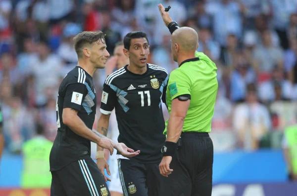 16.06.2018. Moskova, Rusya: Messi, Di Maria ve Marciniak FIFA Dünya Kupası Rusya 2018, D grubu, maç sırasında eylem futbol maçı arasında Arjantin v İzlanda Moscow Spartak stadyumu.