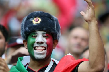 17.06.2018. Moskova, Rusya: Alman ve Meksika hayranları FIFA Dünya Kupası Rusya 2018, F Grubu, futbolda tribünlerde Almanya v Meksika Moskova'da Lujniki Stadyumu arasında eşleme.