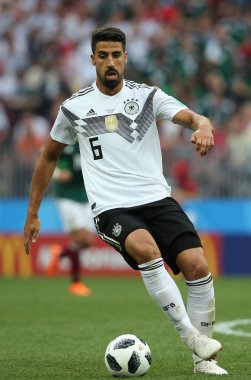 17.06.2018. Moskova, Rusya: Khedira eylem sırasında FIFA Dünya Kupası Rusya 2018, F Grubu, futbol maç arasında Almanya v Meksika Moskova'da Lujniki Stadyumu.