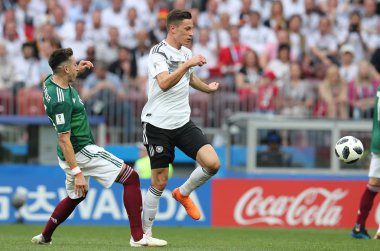 17.06.2018. Moskova, Rusya: Almanya v Meksika Moskova'da Lujniki Stadyumu arasında Herrera ve Layun eylem sırasında futbol FIFA Dünya Kupası Rusya 2018, F grubu eşleme.