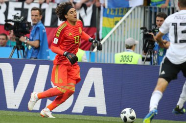 17.06.2018. Moskova, Rusya: Ochoa, futbol FIFA Dünya Kupası Rusya 2018, F Grubu sırasında eylem maç arasında Almanya v Meksika Moskova'da Lujniki Stadyumu.
