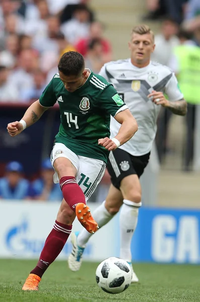 17.06.2018. Moskova, Rusya: FIFA Dünya Kupası Rusya 2018, F Grubu, futbol sırasında eylem Hernandez maç arasında Almanya v Meksika Moskova'da Lujniki Stadyumu.