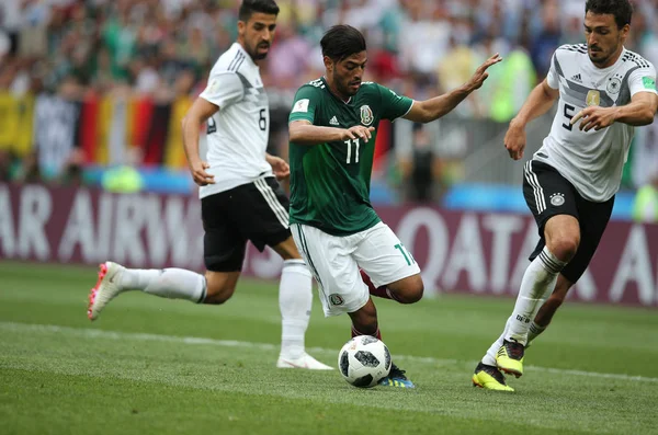 17.06.2018. Moskova, Rusya: Almanya v Meksika Moskova'da Lujniki Stadyumu arasında Vela ve Hummel eylem sırasında futbol FIFA Dünya Kupası Rusya 2018, F grubu eşleme.