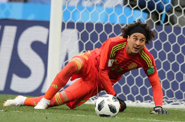 17.06.2018. Moskova, Rusya: Ochoa, futbol FIFA Dünya Kupası Rusya 2018, F Grubu sırasında eylem maç arasında Almanya v Meksika Moskova'da Lujniki Stadyumu.