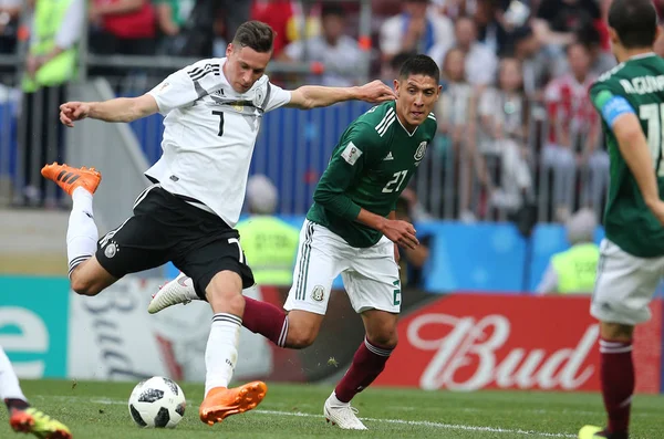 17.06.2018. Moskova, Rusya: Almanya v Meksika Moskova'da Lujniki Stadyumu arasında Draxler ve Alvarez eylem sırasında futbol FIFA Dünya Kupası Rusya 2018, F grubu eşleme.