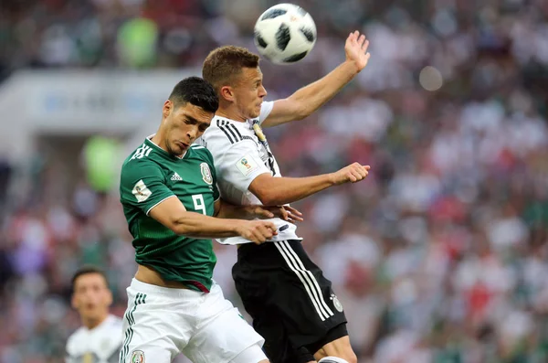 17.06.2018. Moskova, Rusya: Almanya v Meksika Moskova'da Lujniki Stadyumu arasında Werner ve Kimmich eylem sırasında futbol FIFA Dünya Kupası Rusya 2018, F grubu eşleme.