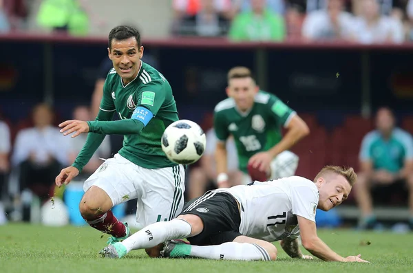 17.06.2018. Moskova, Rusya: Almanya v Meksika Moskova'da Lujniki Stadyumu arasında Hernandez ve Reus eylem sırasında futbol FIFA Dünya Kupası Rusya 2018, F grubu eşleme.
