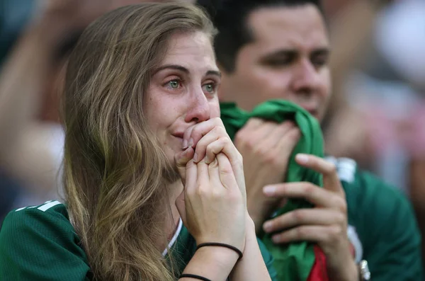 17.06.2018. Moskova, Rusya: Meksikalılar hayranları FIFA Dünya Kupası Rusya 2018, F Grubu, futbol maçında Almanya v Meksika Moskova'da Lujniki Stadyumu arasında zafer kutluyor.