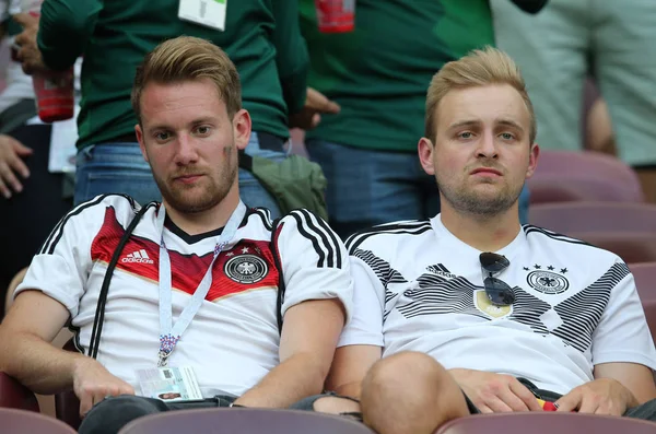 17.06.2018. Moskova, Rusya: Almanya hayranları FIFA Dünya Kupası Rusya 2018, F Grubu, futbol sonunda hayal kırıklığına Almanya v Meksika Moskova'da Lujniki Stadyumu arasında eşleme.