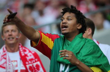 Moskova, Rusya - 19th Haziran 2018: FIFA Dünya Kupası Rusya 2018, H Grubu, futbol tribünlerde taraftarlara Senegal Polonya vs Senegal Moscow Spartak Stadyumu arasında eşleme.
