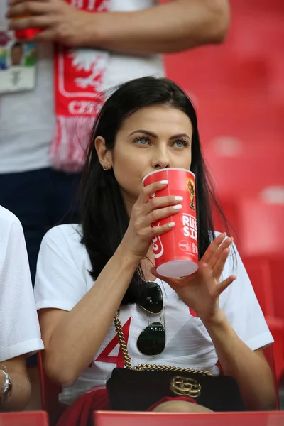 Moskova, Rusya - 19th Haziran 2018: FIFA Dünya Kupası Rusya 2018, H Grubu, futbol tribünlerde Polonya ve Senegal taraftarlara Polonya vs Senegal Moscow Spartak Stadyumu arasında eşleme.