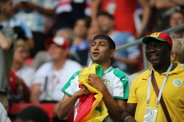 Moskova, Rusya - 19th Haziran 2018: FIFA Dünya Kupası Rusya 2018, H Grubu, futbol tribünlerde Polonya ve Senegal taraftarlara Polonya vs Senegal Moscow Spartak Stadyumu arasında eşleme.
