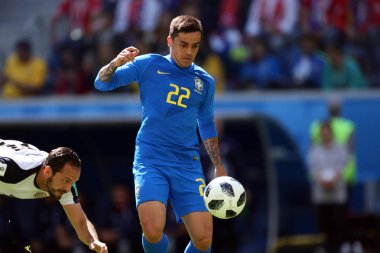 Saint Petersburg, Rusya - 22 Haziran 2018: Fagner eylem sırasında FIFA Dünya Kupası Rusya 2018, E Grubu, futbol maçı Brezilya V Kosta Rika arasında