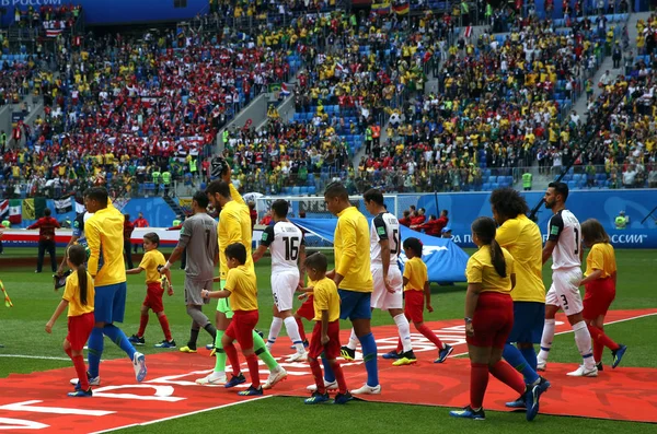 Saint Petersburg, Rusya - 22 Haziran 2018: FIFA Dünya Kupası Rusya 2018, E Grubu, futbol maçı Brezilya V Kosta Rika arasında takım giriş