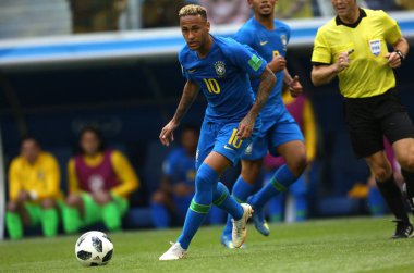 Saint Petersburg, Rusya - 22 Haziran 2018: Neymar eylem sırasında FIFA Dünya Kupası Rusya 2018, E Grubu, futbol maçı Brezilya V Kosta Rika arasında 