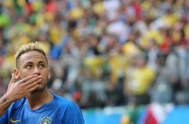 22.06.2018. Saint Petersburg, Rusya: Neymar Skor Gol kutlamak ve FIFA Dünya Kupası Rusya 2018, E Grubu, futbol Brezilya V Costarica Saint Petersburg Stadyumu arasında eşleme.