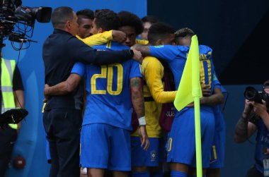 22.06.2018. Saint Petersburg, Rusya: Philippe Coutinho Skor Gol kutlamak ve FIFA Dünya Kupası Rusya 2018, E Grubu, futbol Brezilya V Costarica Saint Petersburg Stadyumu arasında eşleme.