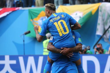 22.06.2018. Saint Petersburg, Rusya: Neymar Skor Gol kutlamak ve FIFA Dünya Kupası Rusya 2018, E Grubu, futbol Brezilya V Costarica Saint Petersburg Stadyumu arasında eşleme.