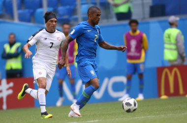 22.06.2018. Saint Petersburg, Rusya: Douglas Costa eylem sırasında FIFA Dünya Kupası Rusya 2018, E Grubu, futbol Brezilya V Costarica Saint Petersburg Stadyumu arasında eşleme.