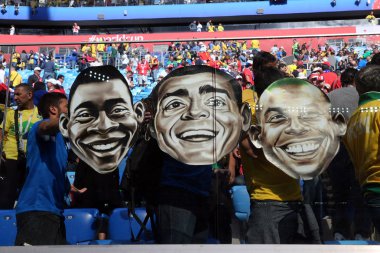 22.06.2018. Saint Petersburg, Rusya: Brezilya hayranları kutlamak Vicotry içinde FIFA Dünya Kupası Rusya 2018, E Grubu, futbol maçı arasında Saint Petersburg stadyum içinde Brezilya V Costarica.