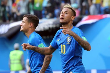 22.06.2018. Saint Petersburg, Rusya: Neymar Skor Gol kutlamak ve FIFA Dünya Kupası Rusya 2018, E Grubu, futbol Brezilya V Costarica Saint Petersburg Stadyumu arasında eşleme.