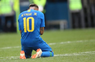 22.06.2018. Saint Petersburg, Rusya: Neymar kutlamak zaferle FIFA Dünya Kupası Rusya 2018, E Grubu, futbol maç arasında Brezilya V Costarica Saint Petersburg Stadyumu.